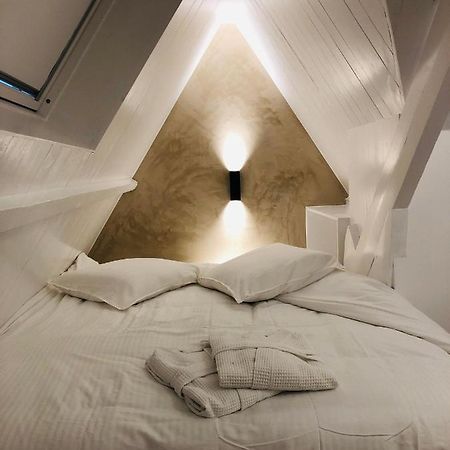 Suites Le Porte-Bonheur Μπριζ Εξωτερικό φωτογραφία