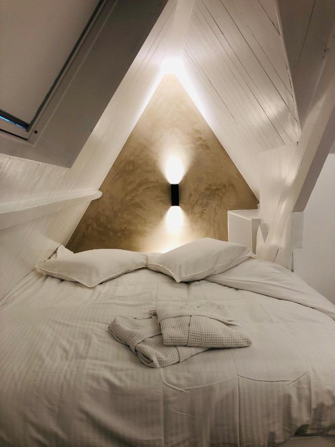 Suites Le Porte-Bonheur Μπριζ Εξωτερικό φωτογραφία