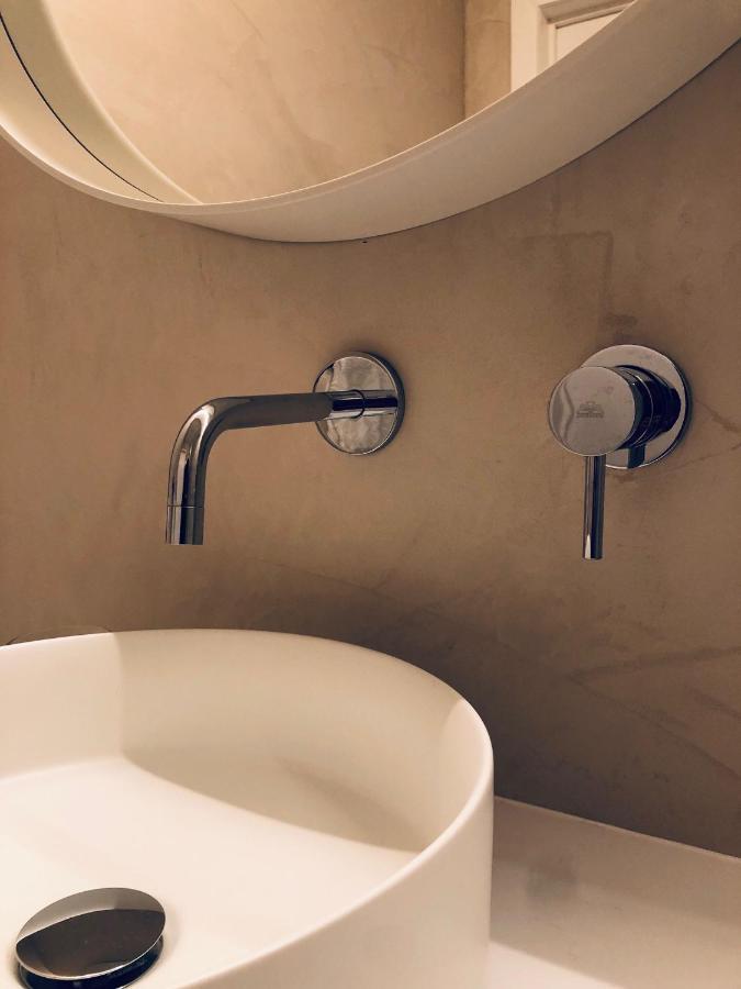 Suites Le Porte-Bonheur Μπριζ Εξωτερικό φωτογραφία